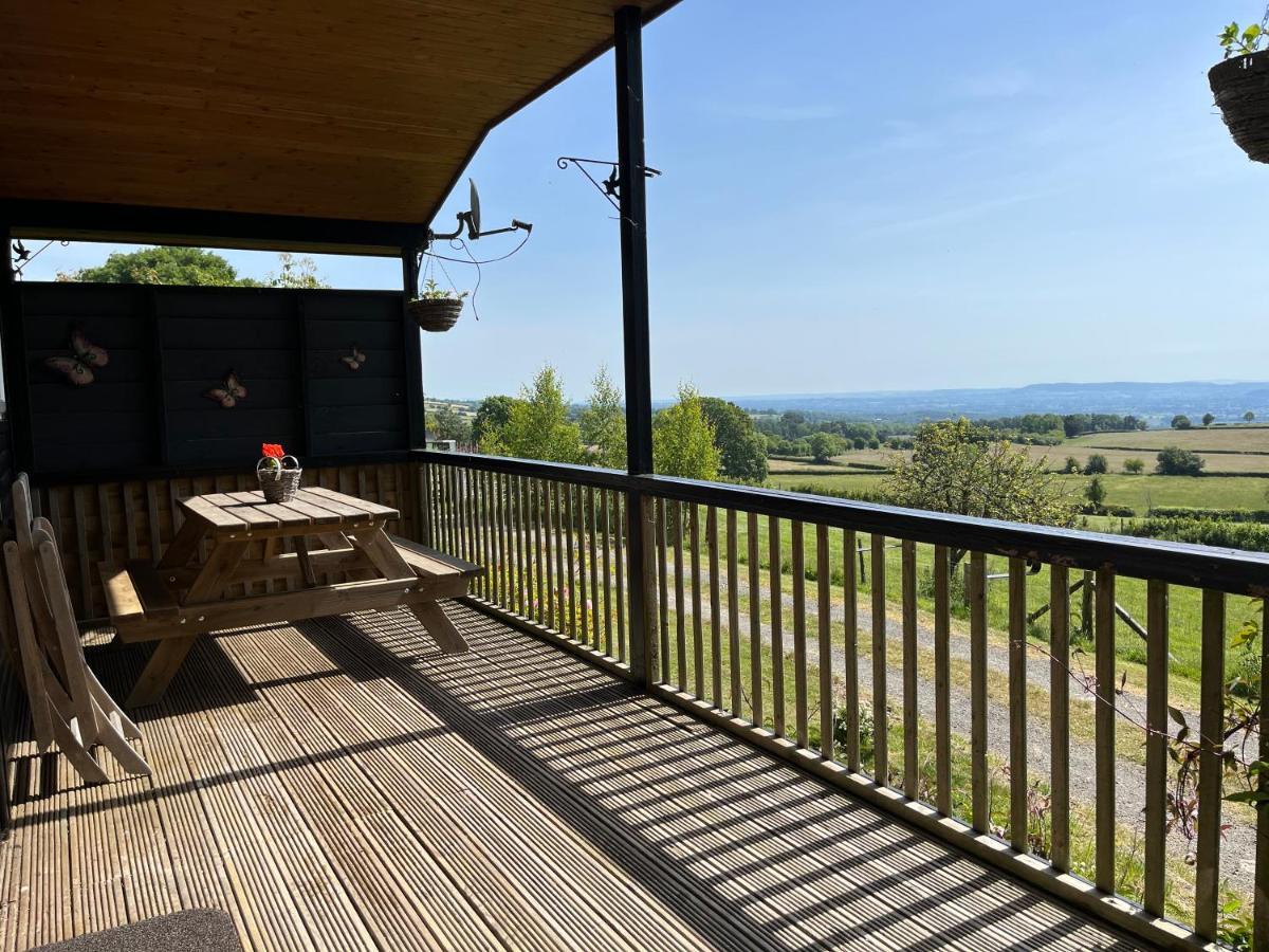 Wye View Lodge, Hay View Lodges Hereford Exterior photo